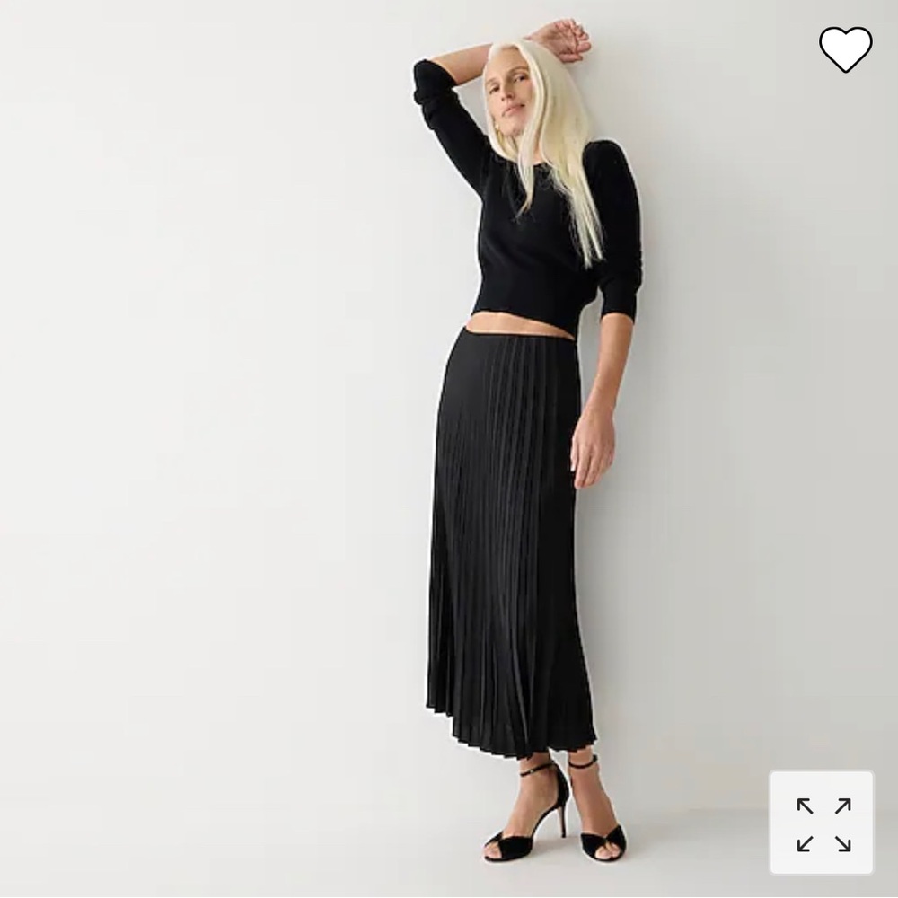 NWT J. Crew Pleated Pull-On Black Midi Skirt - L